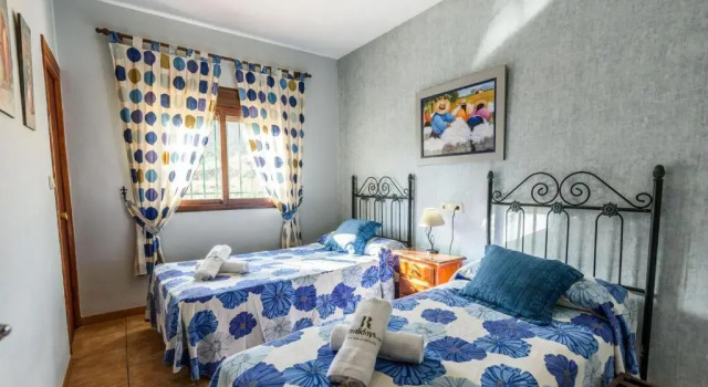 Villa Las Dehesas Casabermeja by Ruralidays, Забронировать Вилла Отели Касабермеха с бассейном, Бассейн