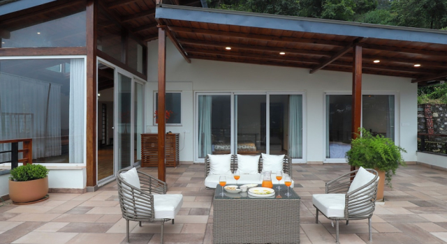 Вилла Deluxe ELIVAAS Antarmann Casa Ember 2BHK