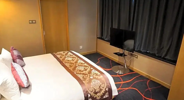 Люкс Qingdao Sophia International Hotel