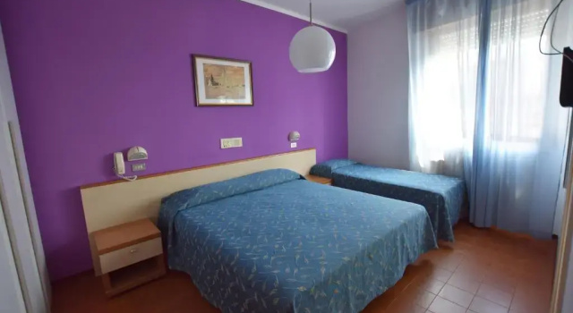 Трёхместный номер Standard Hotel Azzurra