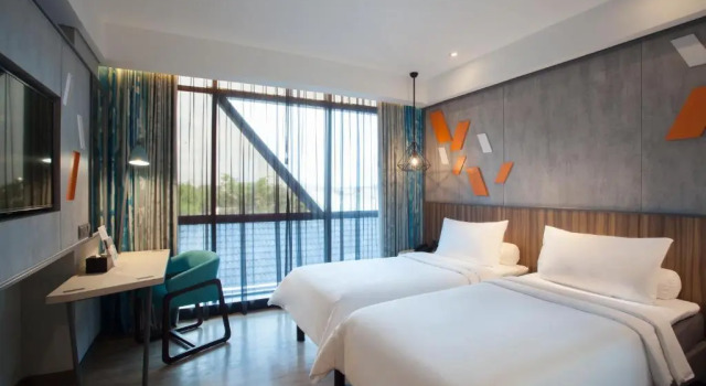 Двухместный номер Superior ibis Styles Medan Pattimura