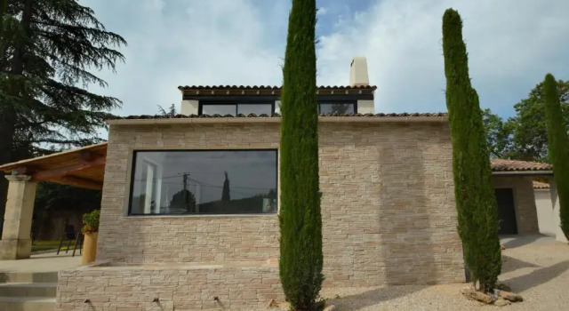 Belle Maison l'agave Contemporaine à 4KM de lourmarin
