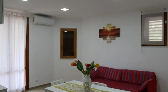 A&G Casa Vacanze Naxos-Taormina, Book Hotel Hotels in Sicily with Parking, Parking