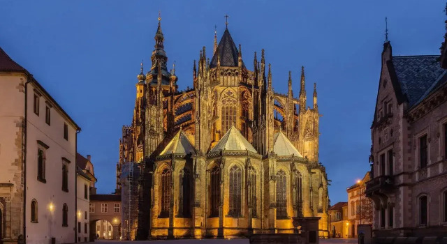 Fortuna Klicov, Reserva ahora Hotel Praga 9 Praga, cerca de Estación de metro Letnany