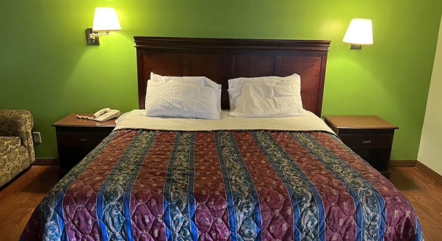 Одноместный номер Standard Town & Country Motel