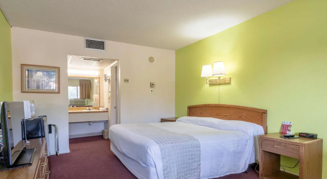 Двухместный номер Standard Americas Best Value Inn Hot Springs