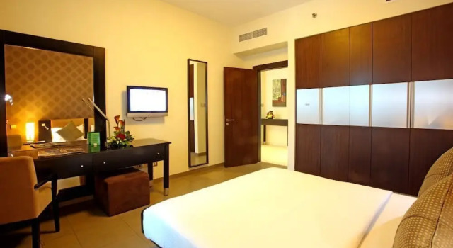 Апартаменты First Royal Hotel Apartment