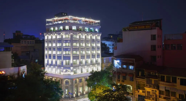 Двухместный номер Superior Halais Hotel
