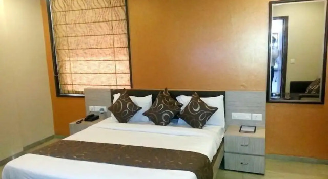 Номер Deluxe Royal View Hotel
