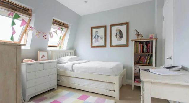 Winchendon Road by Onefinestay