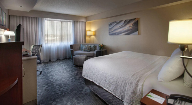 Двухместный номер Standard Courtyard by Marriott Fayetteville