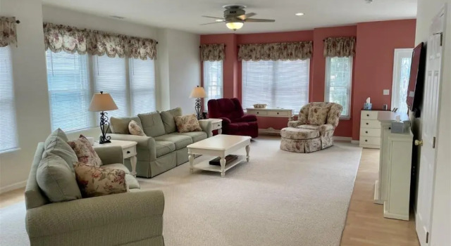 Wc127 West Aster Road, Buchen Sie Hotel Hotels in Wildwoods Beach mit Parkplatz, Parkplätze