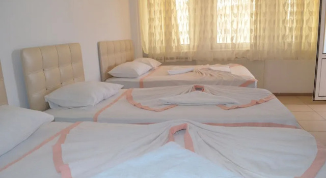 Четырёхместный номер Standard с балконом Prens Yildiz Hotel