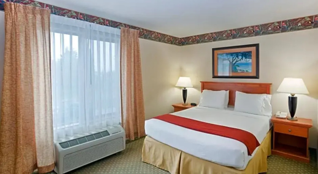 Двухместный номер Standard Triple Play Resort Hotel & Suites