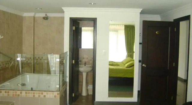 Полулюкс Hotel Andinos Plaza Pitalito