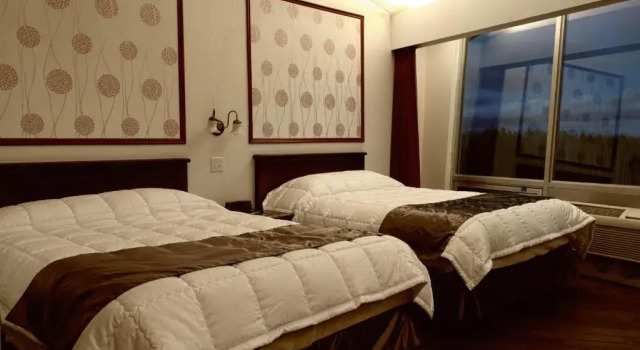 Четырёхместный номер Executive Hotel Moncton