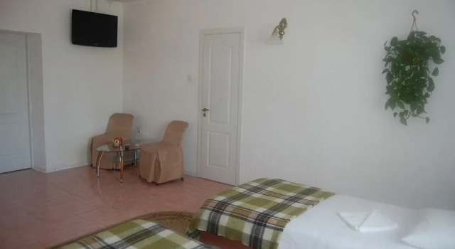 Vyshegrad Castle Hotel, Book Hotel Vyshgorod Kyiv Region