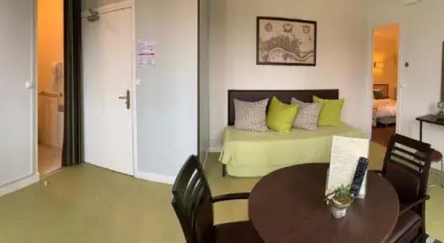 Au Petit Vivoin, Rezervasyon Otel Vivoin 