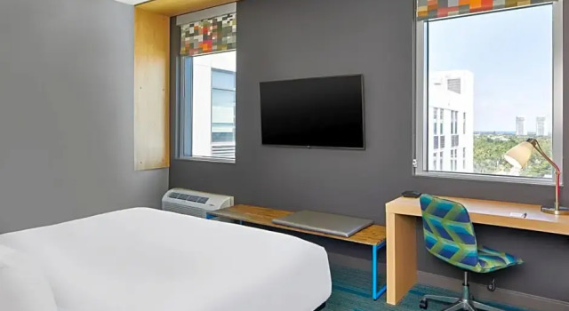 Номер Aloft Aloft by Marriott Miami Aventura
