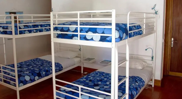 Geckosurfhouse, Rezervovat Hotel Hotely v Lisabon s bazénem, Bazén