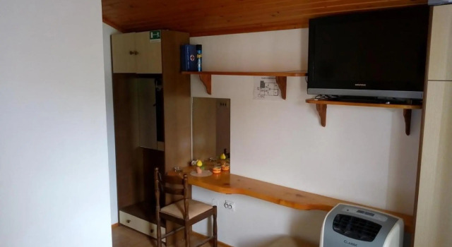 Ivo - 20m from the sea - A1(2), Prenota Hotel Pupnat 