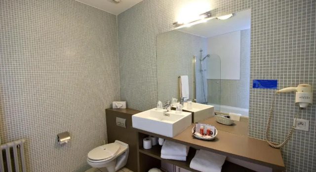 Двухместный номер Superior The Originals Boutique, Hôtel Ô Gayot, Bagnoles-de-lOrne