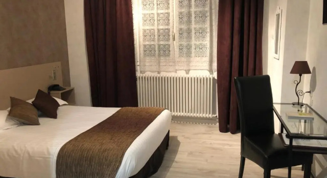 Двухместный номер Comfort Logis La Thomasse
