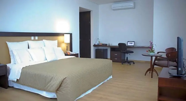 Полулюкс Standard Best Western Plus Hotel San Diego