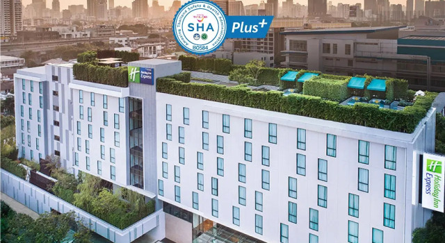Номер Standard Holiday Inn Express Bangkok Soi Soonvijai by IHG