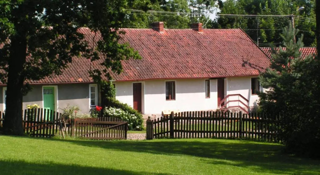 Коттедж Dworek Szarki