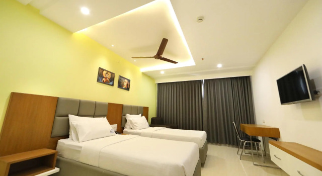 Hotel Sri Ram Grand, Rezervovat Hotel Hotely v Andhra Pradesh se snídaní, Snídaně