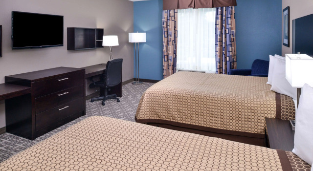 Четырёхместный люкс Americas Best Value Inn & Suites