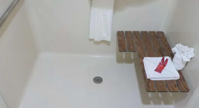 Номер Standard Best Western Louisville Airport Expo