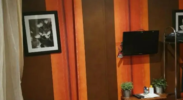 Номер Standard Ambassy Hotel