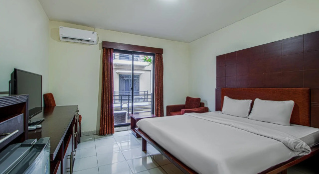 Suite Plaza 68 Residence