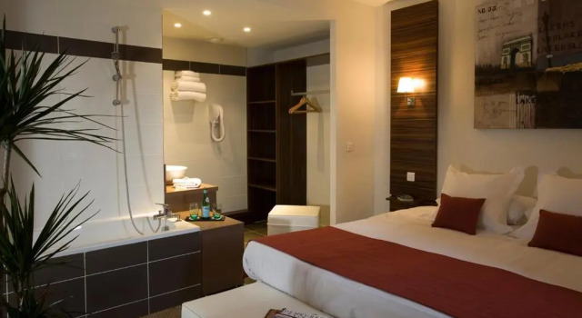 Люкс Hôtel Le Palladior Voiron
