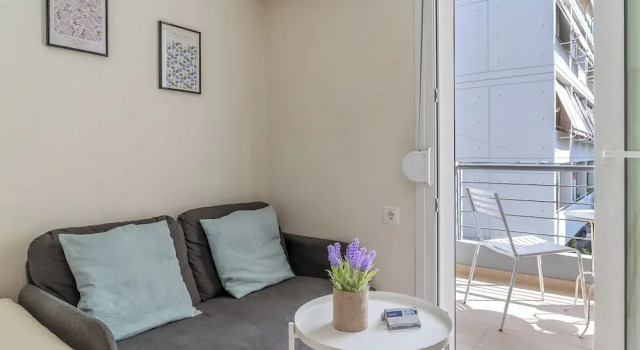 Студия с балконом Elvita Apartments 3