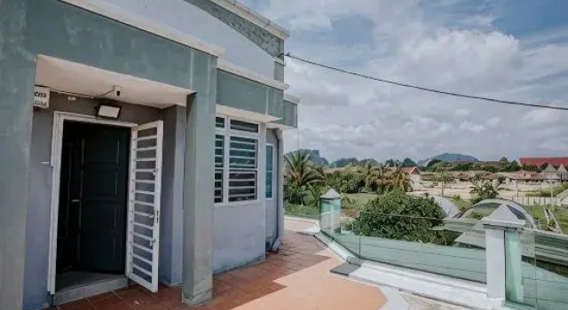 Ipoh 27 Private Pool Villa 4B3B by Verve@16 pax, Boek Villa Vakantiehuizen in Perak, Cottage
