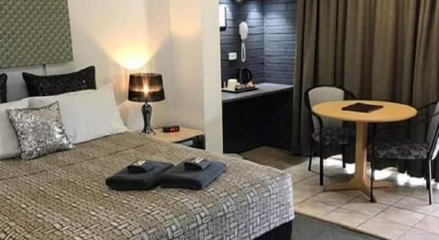 Двухместный номер Deluxe Central Motel Gin Gin
