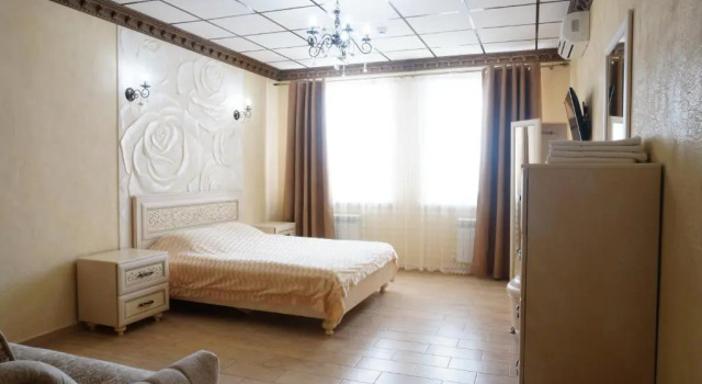 Lazurnoye, Reserva ahora Hotel Hoteles en Surovikinsky District con piscina, Piscina