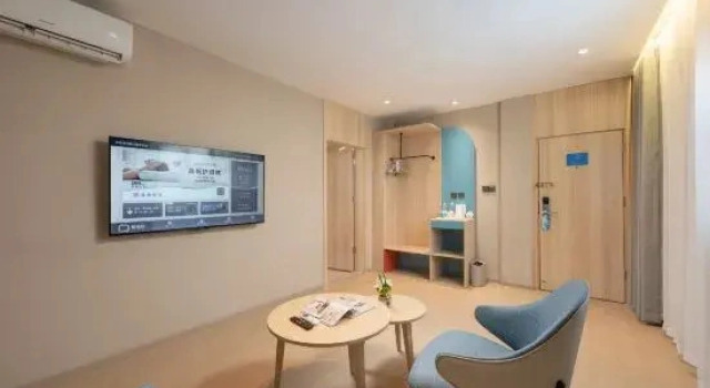 Двухместный люкс Homeinn · neo Hotel (Dezhou College Pedestrian Street Xuefu Branch)
