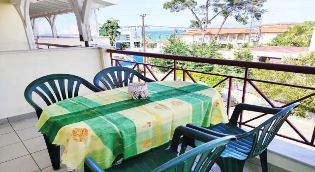 Sea View Maisonette in Chanioti, 40m from the Beach