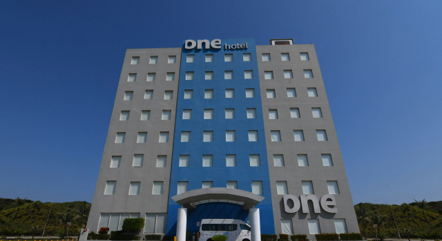 One Coatzacoalcos Forum, Book Hotel Coatzacoalcos Veracruz