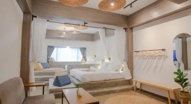 Полулюкс Krung Boutique Hotel