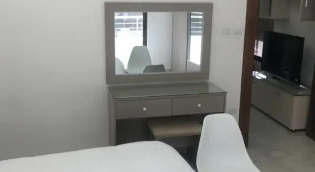 New and cosy apartment in Amman (Al Weibdeh), Забронировать Апартаменты/квартира Апартаменты Аммана, рядом с Grand Cinema, Апартаменты/квартира