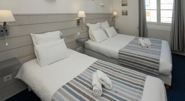 Номер Comfort Hôtel Le Square