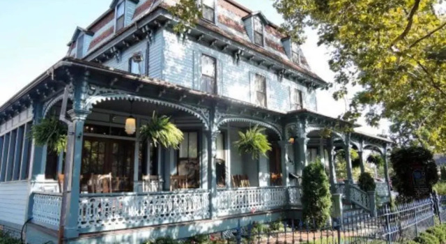 The Hugh Boutique B&B, Забронировать Отель «постель и завтрак» Отели Кейп-Мей 4 звезды, 4*
