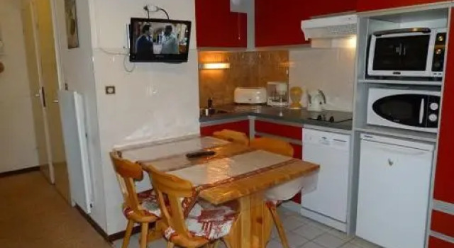 Apartment Ski soleil 83