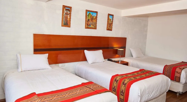 Habitación triple familiar Estándar Balconcillo Hotel Boutique