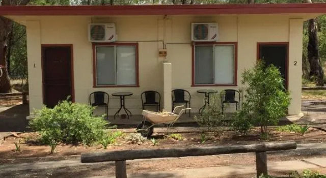 Семейный номер Standard Wagon Wheel Motel & Units